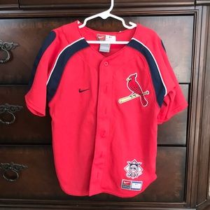 Go Cardinals! Size 7 jersey.
